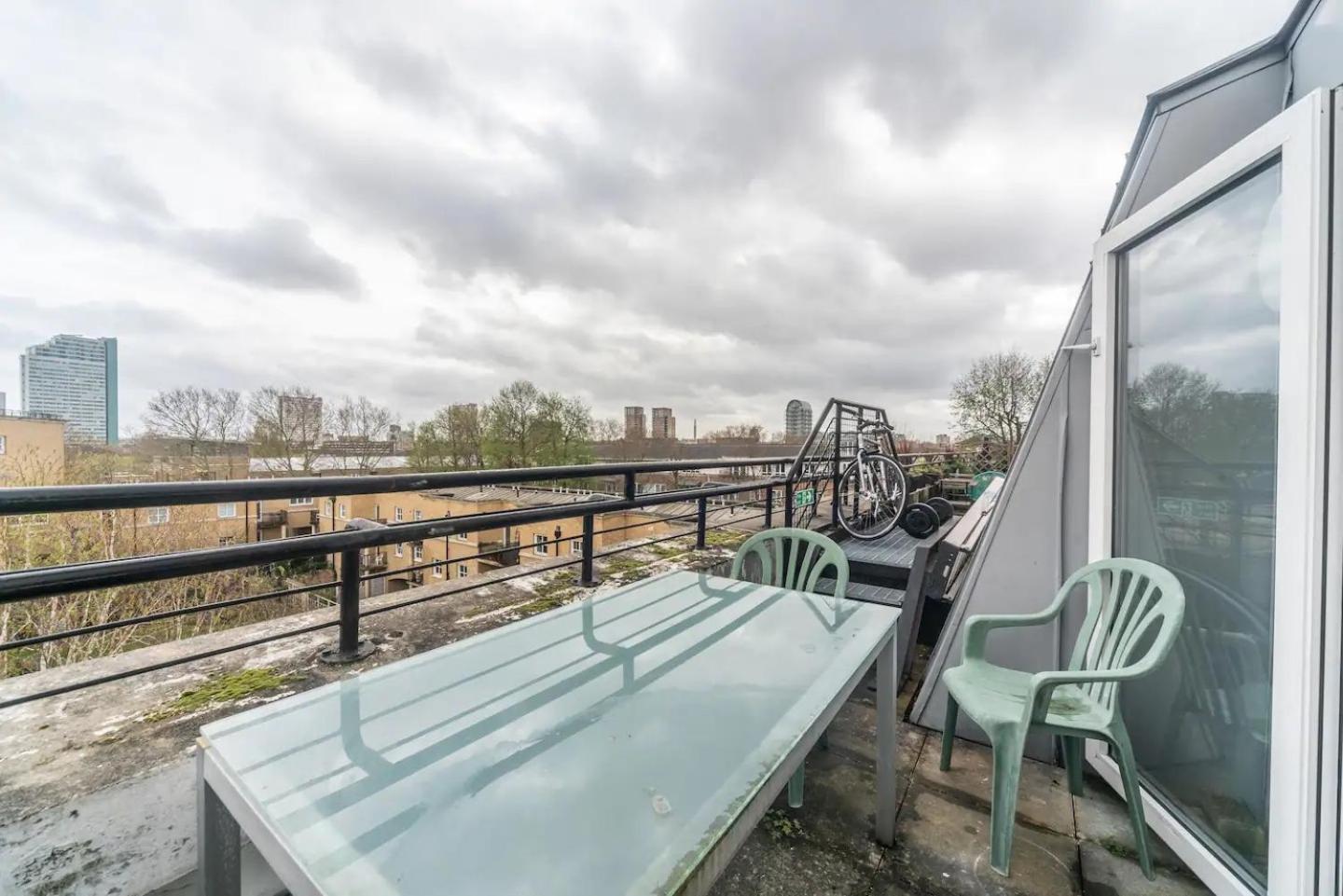 Sunny Maisonette With Views Over Canary Wharf, London Luaran gambar