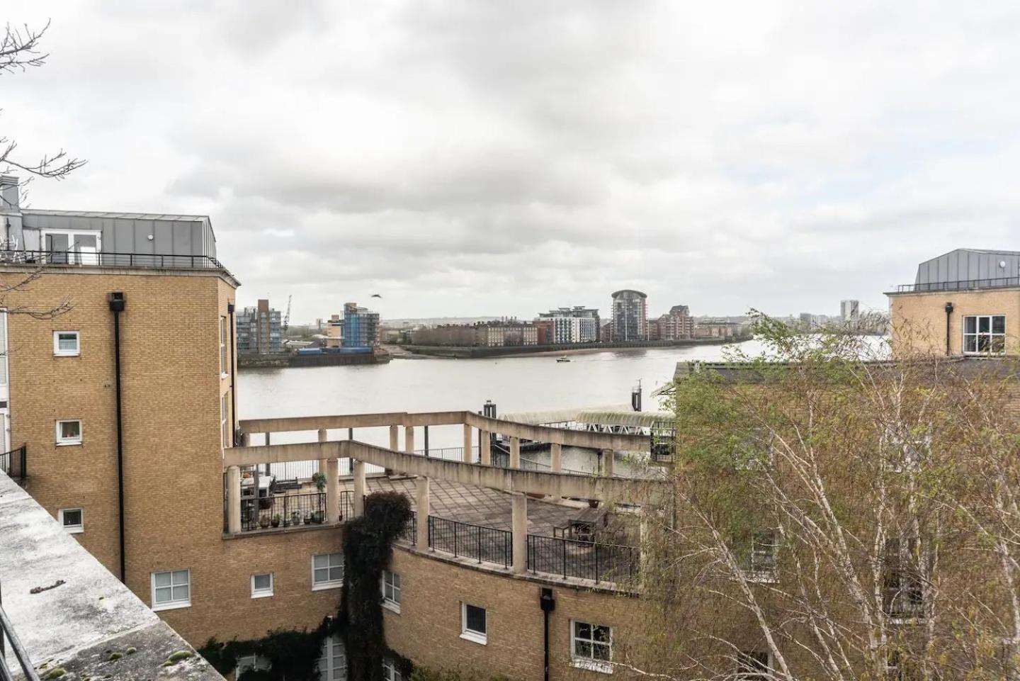 Sunny Maisonette With Views Over Canary Wharf, London Luaran gambar